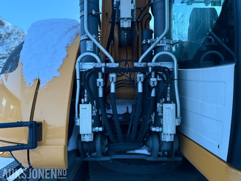 Excavator 2020 Liebherr A914 Litronic med henger – Engcon tiltrotator – 3 skuffer: picture 9
