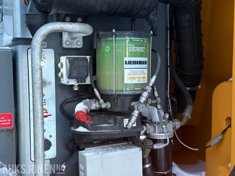 Excavator 2020 Liebherr A914 Litronic med henger – Engcon tiltrotator – 3 skuffer: picture 38