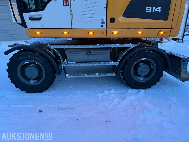 Excavator 2020 Liebherr A914 Litronic med henger – Engcon tiltrotator – 3 skuffer: picture 6