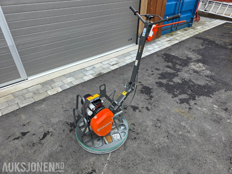 2021 Husqvarna BG245 helikopter/glattemaskin - 220 V - 1,5kW - Roller: picture 2 2021 Husqvarna BG245 helikopter/glattemaskin - 220 V - 1,5kW - Roller: picture 2