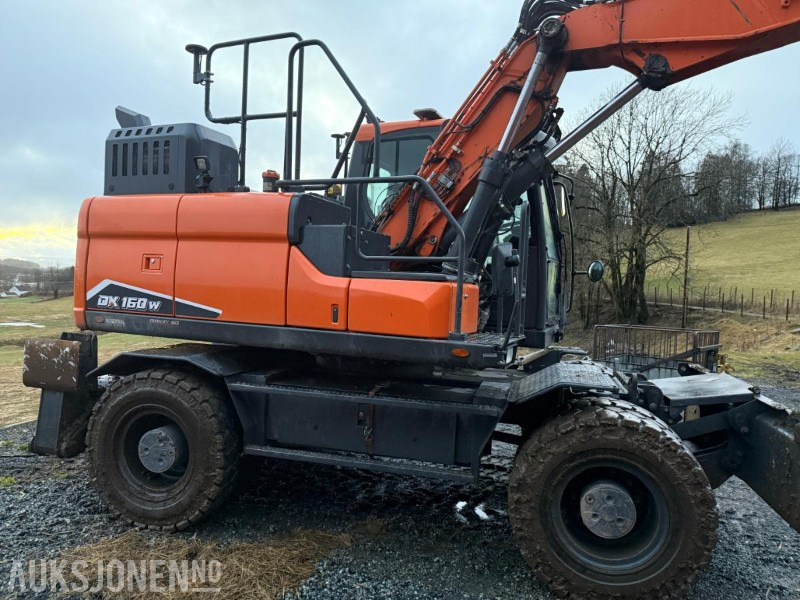 2022 Doosan/Develon DX160W m/Engcon tiltrotator S60 - Excavator: picture 5 2022 Doosan/Develon DX160W m/Engcon tiltrotator S60 - Excavator: picture 5