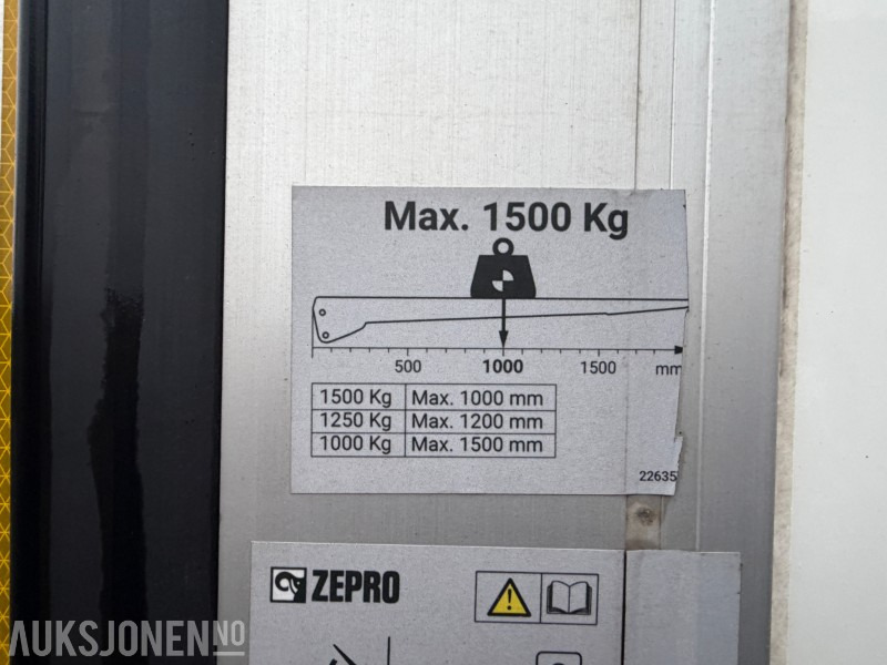 Box truck 2023 Mercedes-Benz Atego 818 kjøpt ny i Norge - EU ok 2027 - 275000km: picture 40