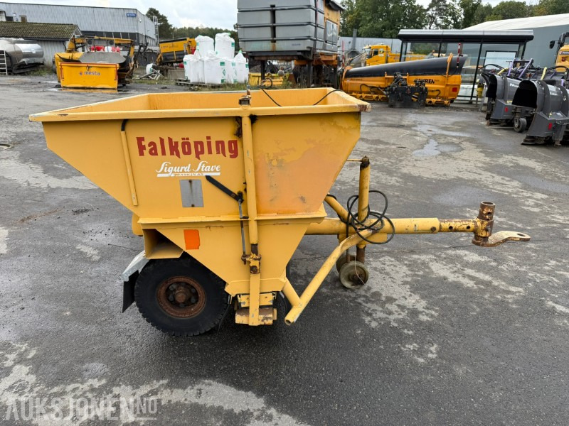1995 Falköping T15 HU Strøvogn - Agricultural machinery: picture 4 1995 Falköping T15 HU Strøvogn - Agricultural machinery: picture 4