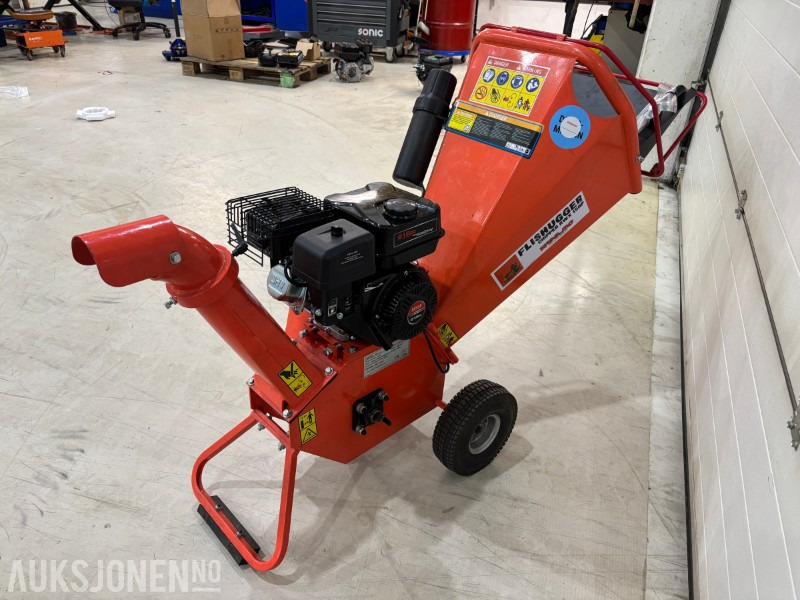 2023 Flishugger CHIPPER RWX 15HK - Agricultural machinery: picture 3 2023 Flishugger CHIPPER RWX 15HK - Agricultural machinery: picture 3