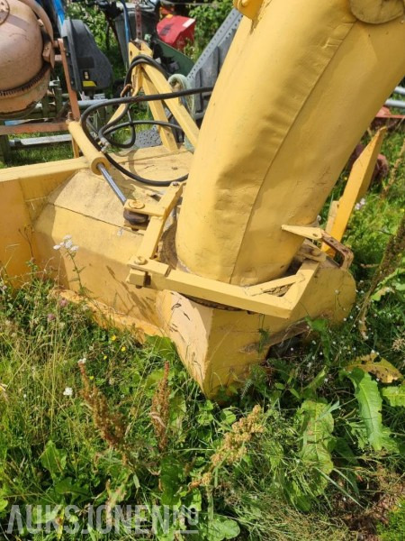 Traktor Snøfres 3 punkter feste med hydraulisk utkast - Agricultural machinery: picture 4 Traktor Snøfres 3 punkter feste med hydraulisk utkast - Agricultural machinery: picture 4
