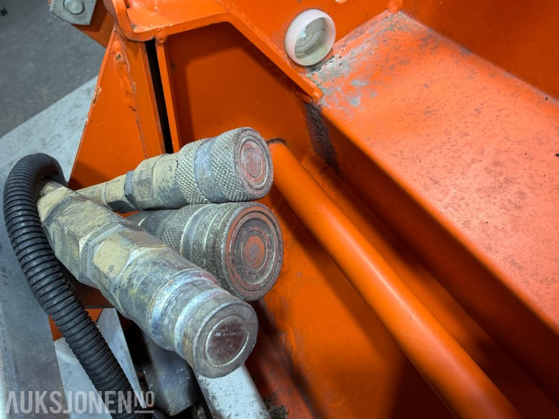 Attachment for Construction machinery 2015 HAMM BSWA 1700 Strøkasse til vals: picture 9