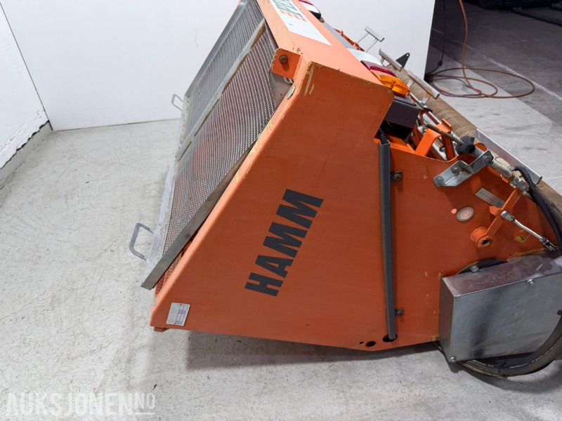 Attachment for Construction machinery 2015 HAMM BSWA 1700 Strøkasse til vals: picture 15