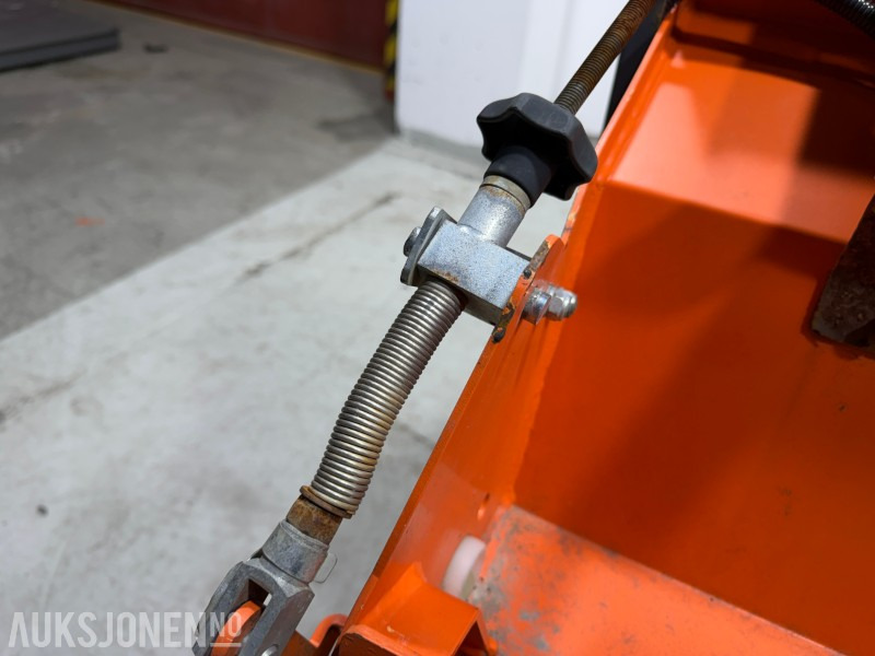 Attachment for Construction machinery 2015 HAMM BSWA 1700 Strøkasse til vals: picture 10