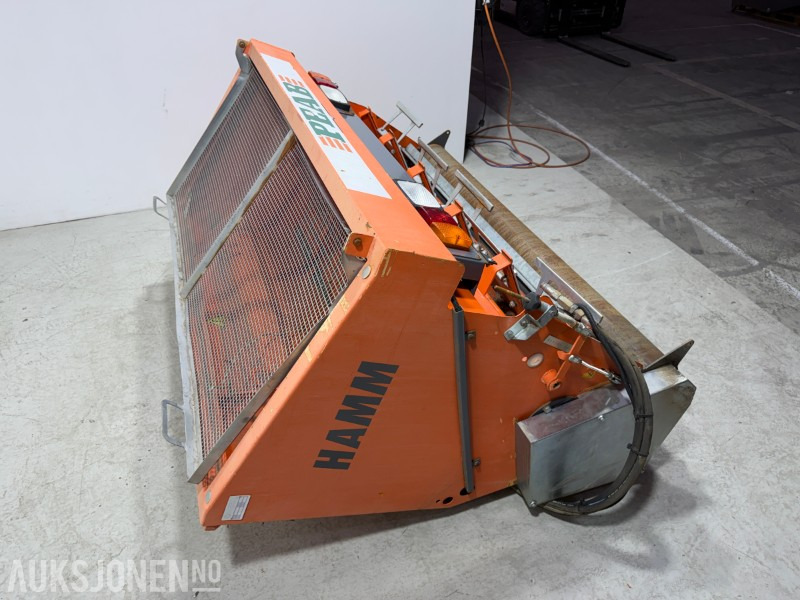 Attachment for Construction machinery 2015 HAMM BSWA 1700 Strøkasse til vals: picture 17