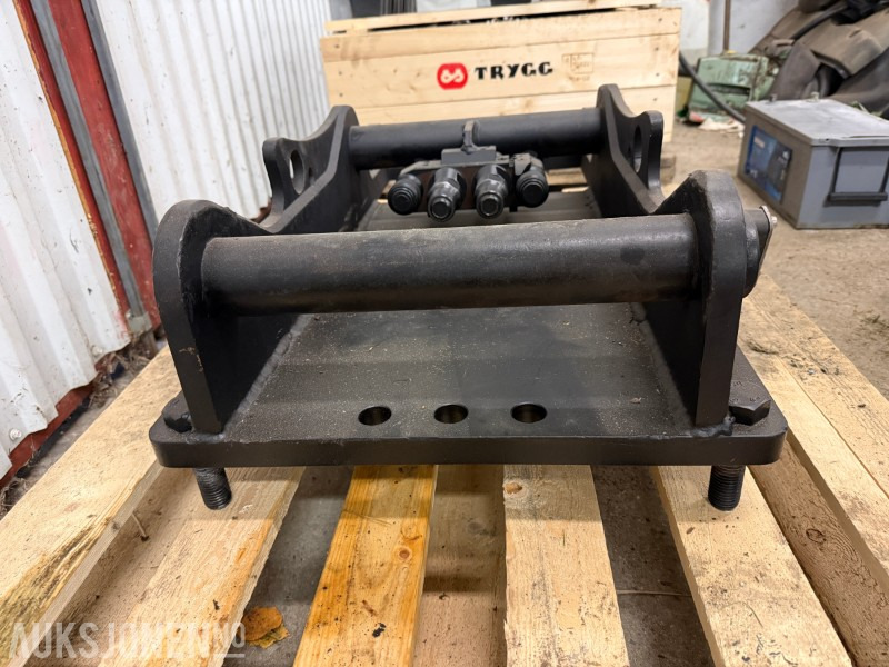 2022 OilQuick S60 hurtigfeste som har vore montert på DandA hammer - Attachment for Construction machinery: picture 3 2022 OilQuick S60 hurtigfeste som har vore montert på DandA hammer - Attachment for Construction machinery: picture 3