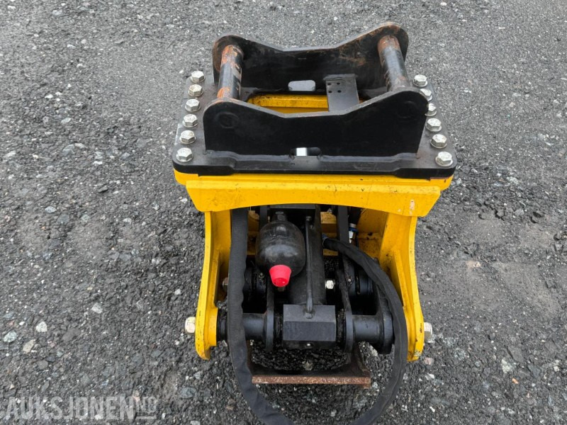 2024 Engcon TG25HD-S40 Tømmerklo / Tømmerklype - Nesten ikke brukt - S40 feste - Attachment for Construction machinery: picture 2 2024 Engcon TG25HD-S40 Tømmerklo / Tømmerklype - Nesten ikke brukt - S40 feste - Attachment for Construction machinery: picture 2