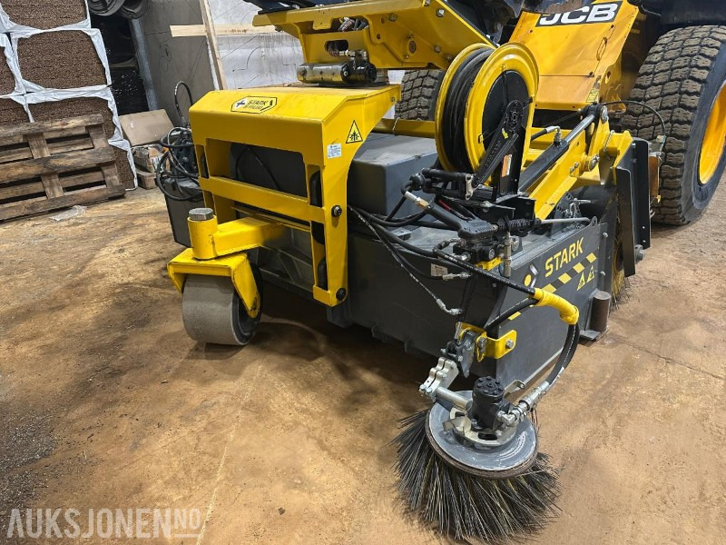 2024 Stark Spinner dreibar Feiemaskin med oppsamler for hjullaster - Vannsystem og spyle utstyr - Attachment for Construction machinery: picture 1 2024 Stark Spinner dreibar Feiemaskin med oppsamler for hjullaster - Vannsystem og spyle utstyr - Attachment for Construction machinery: picture 1