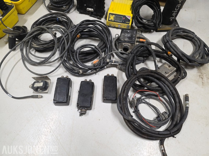 Leica geo system GPS utstyr - Attachment for Construction machinery: picture 5 Leica geo system GPS utstyr - Attachment for Construction machinery: picture 5