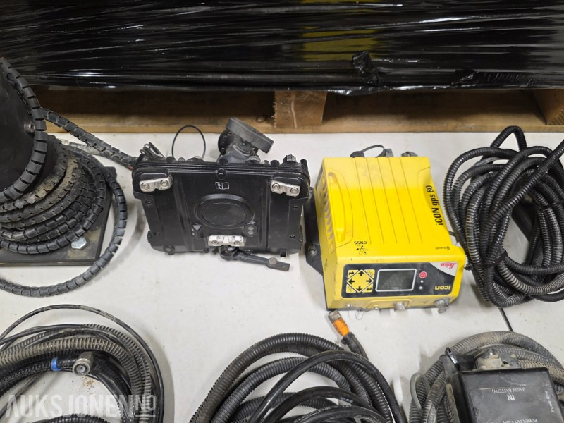 Leica geo system GPS utstyr - Attachment for Construction machinery: picture 3 Leica geo system GPS utstyr - Attachment for Construction machinery: picture 3