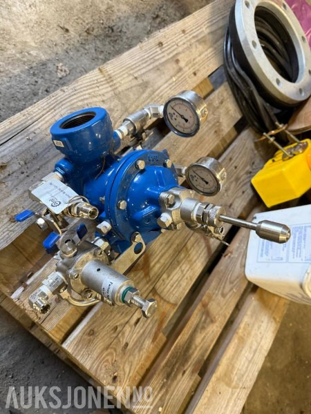 Ny/ubrukt VA del m/flere manometer - Attachment for Construction machinery: picture 3 Ny/ubrukt VA del m/flere manometer - Attachment for Construction machinery: picture 3