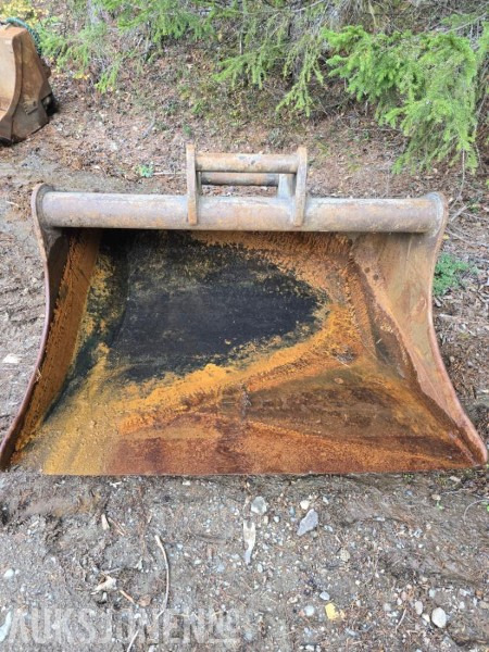 SMP pusseskuff med S60 feste - Attachment for Construction machinery: picture 1 SMP pusseskuff med S60 feste - Attachment for Construction machinery: picture 1