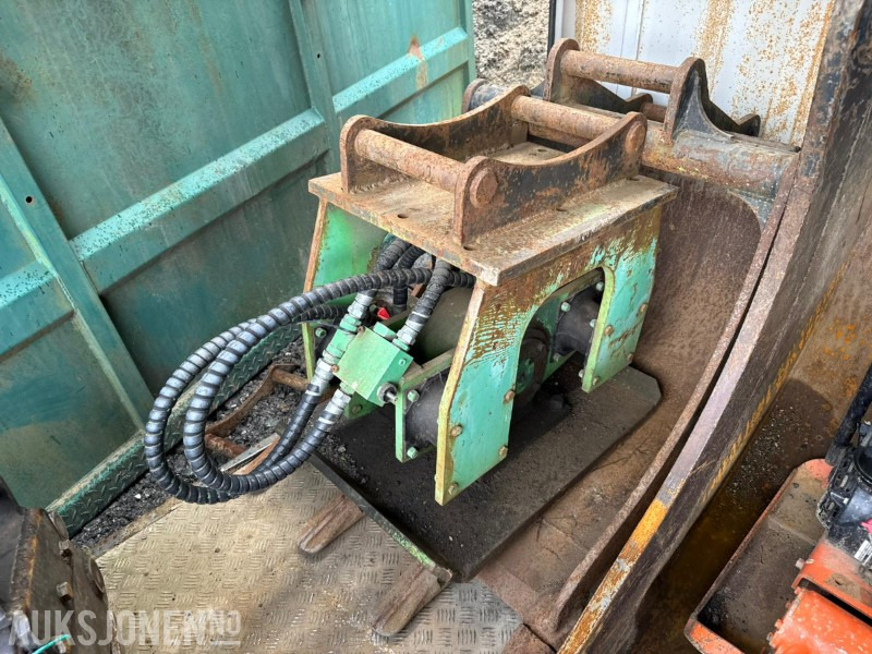Vibroplate / markvibrator med S50-feste til gravemaskin - Attachment for Construction machinery: picture 1 Vibroplate / markvibrator med S50-feste til gravemaskin - Attachment for Construction machinery: picture 1