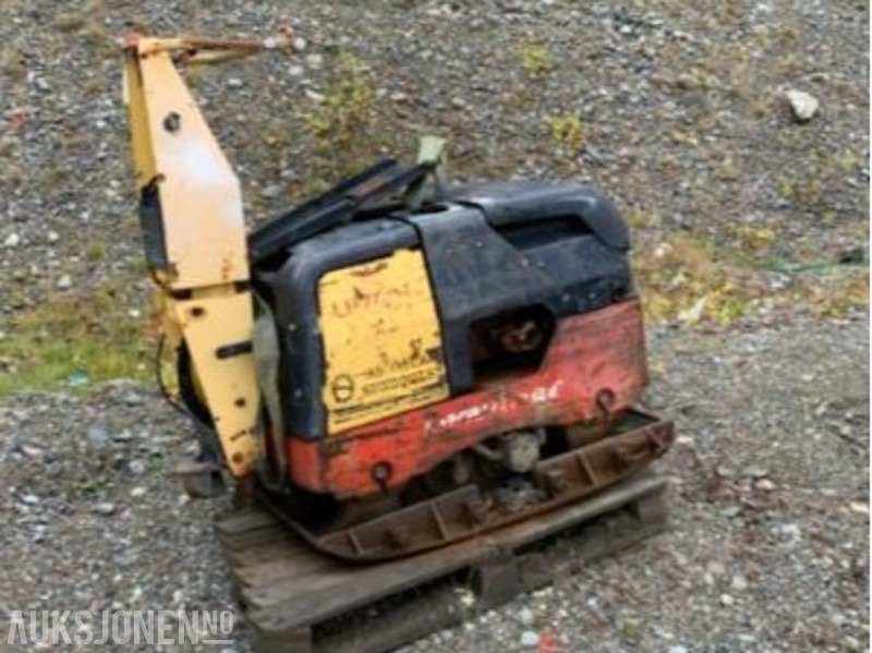Dynapac vibroplate - Roller: picture 1 Dynapac vibroplate - Roller: picture 1