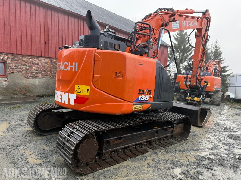 Hitachi ZX135 US-6 EC219, 2 skuffer, sentralsmøring - Excavator: picture 5 Hitachi ZX135 US-6 EC219, 2 skuffer, sentralsmøring - Excavator: picture 5