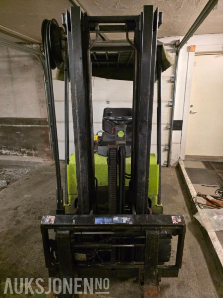 1998 Clark CEM 20 S Truck - MVA-FRI - INGEN MINSTEPRIS - Material handling equipment: picture 2 1998 Clark CEM 20 S Truck - MVA-FRI - INGEN MINSTEPRIS - Material handling equipment: picture 2