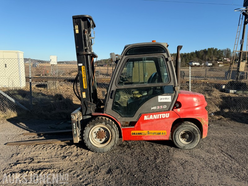 2013 Manitou M135D motvektstruck / Rep.objekt / Delemaskin - Material handling equipment: picture 1 2013 Manitou M135D motvektstruck / Rep.objekt / Delemaskin - Material handling equipment: picture 1