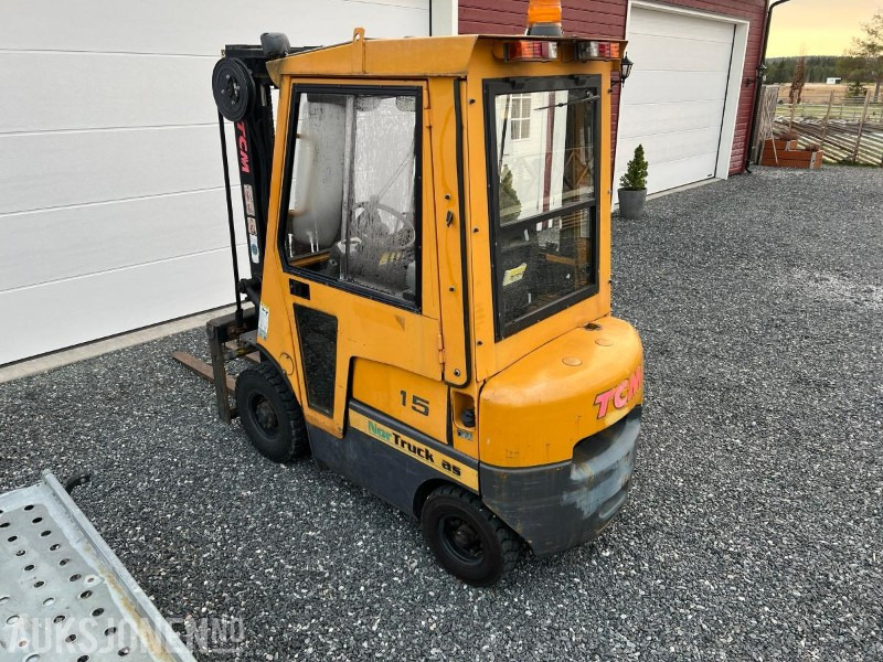 Truck - TCM FHD15Z8T (2002), IKKE MVA - Material handling equipment: picture 3 Truck - TCM FHD15Z8T (2002), IKKE MVA - Material handling equipment: picture 3