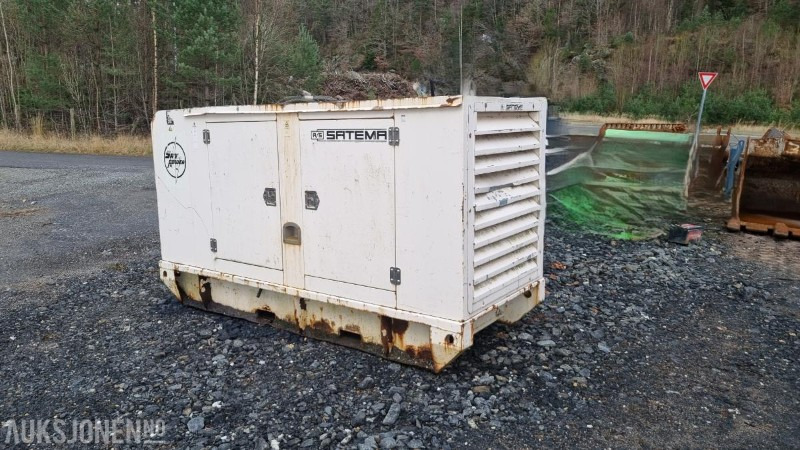 SATEMA Diesel Aggregat - Construction equipment: picture 3 SATEMA Diesel Aggregat - Construction equipment: picture 3