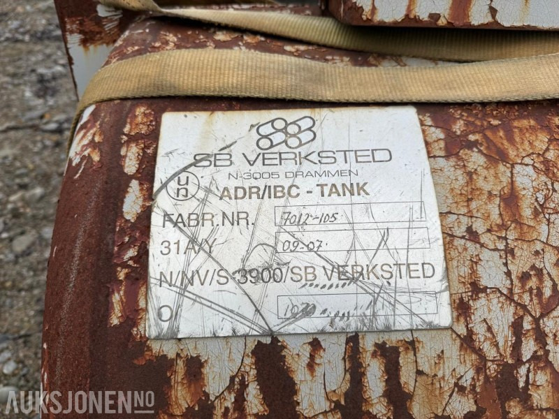 Sb dieseltank - Construction equipment: picture 5 Sb dieseltank - Construction equipment: picture 5