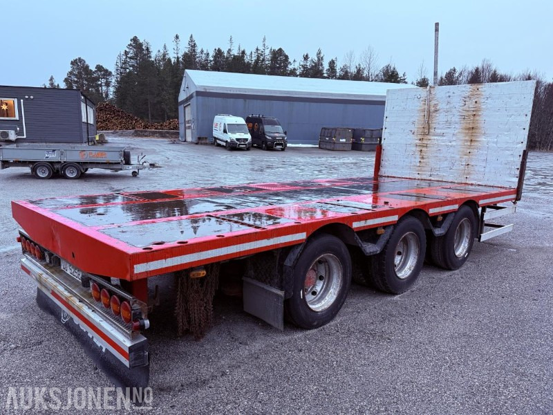 2006 Istrail TRIPPELBOGGIKJERRE henger m/ 3 aksler - Trailer: picture 5 2006 Istrail TRIPPELBOGGIKJERRE henger m/ 3 aksler - Trailer: picture 5