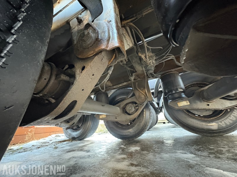 Trailer 2014 Nor Slep tippsemi med flyttbar King-Pin og vibro på kasse - EU godkjent til 24.04.2026: picture 24 Trailer 2014 Nor Slep tippsemi med flyttbar King-Pin og vibro på kasse - EU godkjent til 24.04.2026: picture 24