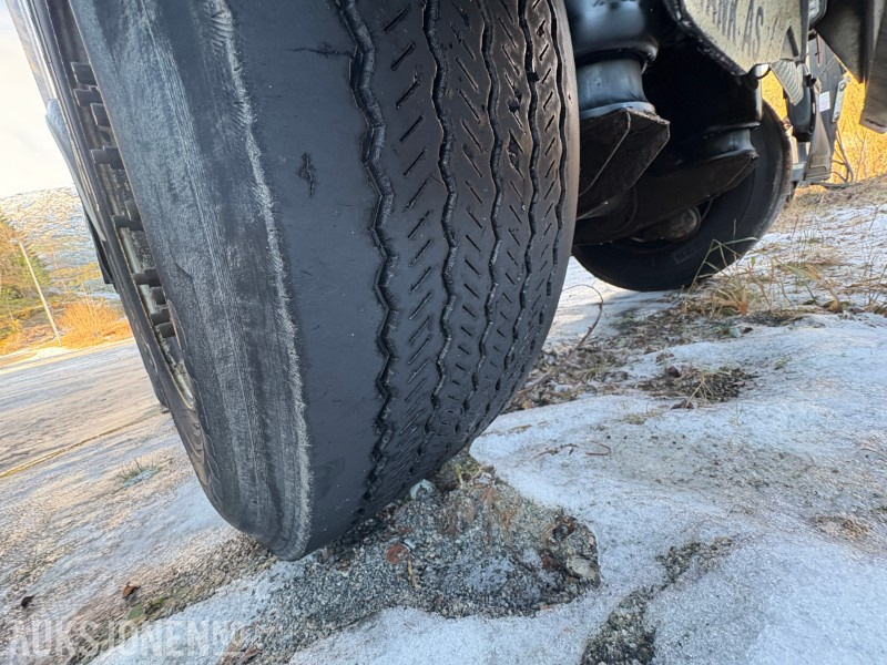 Trailer 2014 Nor Slep tippsemi med flyttbar King-Pin og vibro på kasse - EU godkjent til 24.04.2026: picture 31 Trailer 2014 Nor Slep tippsemi med flyttbar King-Pin og vibro på kasse - EU godkjent til 24.04.2026: picture 31