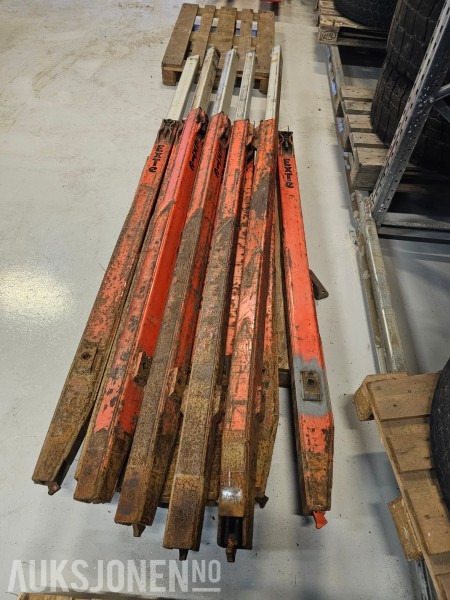 13 stk Exte Staker til tømmertransport - Truck: picture 1 13 stk Exte Staker til tømmertransport - Truck: picture 1