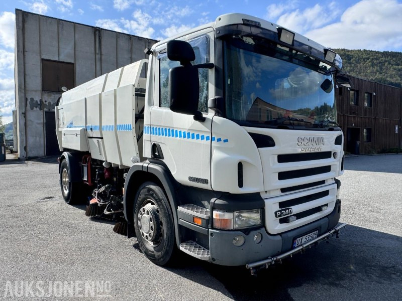 2006 Scania P340 DB - 4X2 - HNA Feiebil - Gått kun 99.688 km - Utility/ Special vehicle: picture 3 2006 Scania P340 DB - 4X2 - HNA Feiebil - Gått kun 99.688 km - Utility/ Special vehicle: picture 3