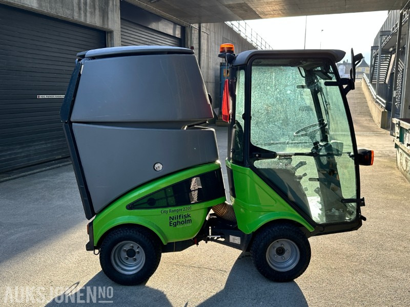 Utility/ Special vehicle 2011 Nilfisk Egholm City Ranger 2200 Feiemaskin m/oppsamler/feieaggregat, 375 timer: picture 6