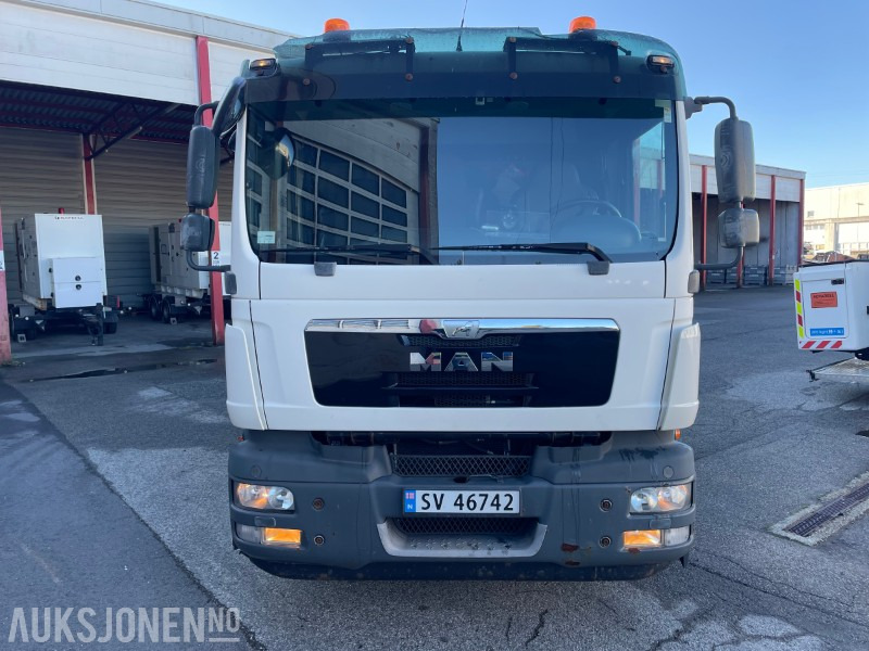 2013 MAN TGM 15.290 E- verkspåbygg med bakmontert kran og vinsj EU godkjent til 28.02.2026 110.980km - Utility/ Special vehicle: picture 2 2013 MAN TGM 15.290 E- verkspåbygg med bakmontert kran og vinsj EU godkjent til 28.02.2026 110.980km - Utility/ Special vehicle: picture 2