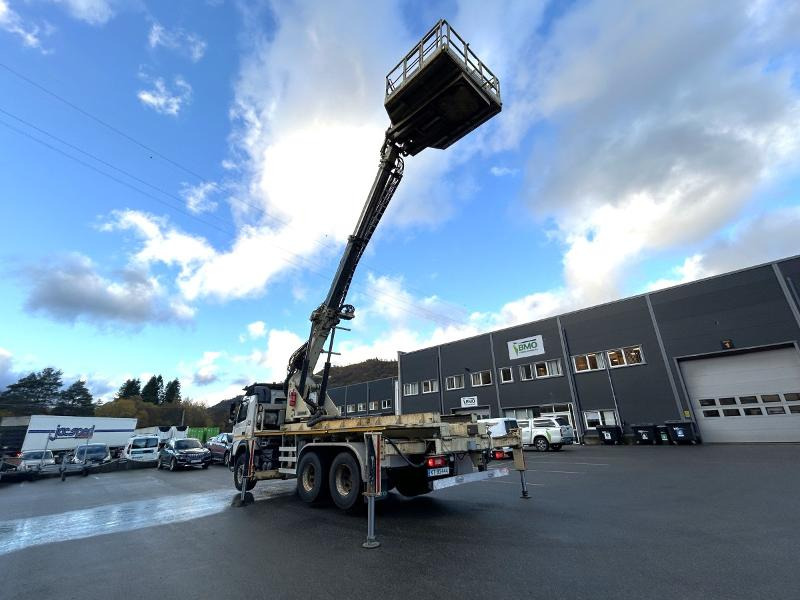 2013 Volvo FMX 370 6X4 med NORMET Esslift 1000 plattform / korg - nylig EU godkjent - Utility/ Special vehicle: picture 4 2013 Volvo FMX 370 6X4 med NORMET Esslift 1000 plattform / korg - nylig EU godkjent - Utility/ Special vehicle: picture 4