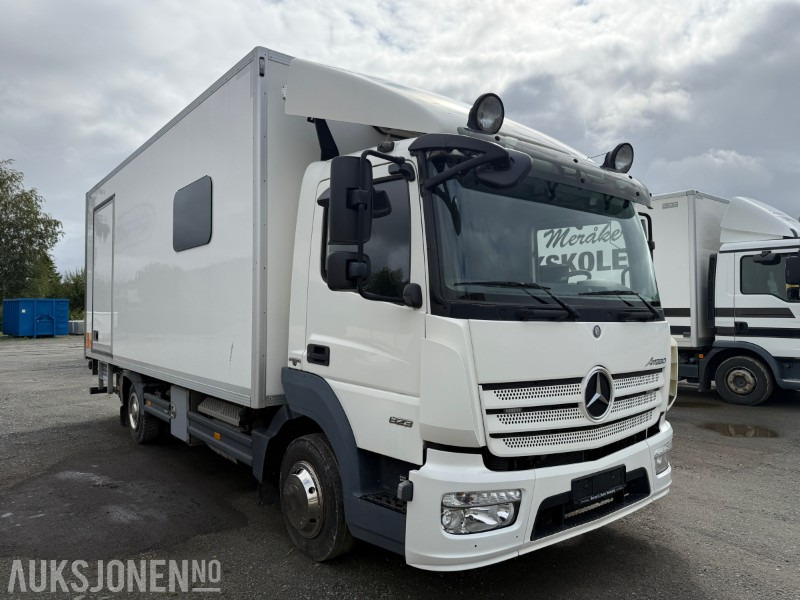 2014 Mercedes-Benz Atego 823L Servicebil - 240 673km - Utility/ Special vehicle: picture 3 2014 Mercedes-Benz Atego 823L Servicebil - 240 673km - Utility/ Special vehicle: picture 3