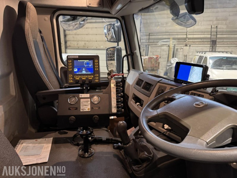 Utility/ Special vehicle 2018 Volvo FL 280 Val'Air 2-akslet feiebil / feiemaskin 150 bar, 1800 liter tank, 25 000 m³/h turbin: picture 49 Utility/ Special vehicle 2018 Volvo FL 280 Val'Air 2-akslet feiebil / feiemaskin 150 bar, 1800 liter tank, 25 000 m³/h turbin: picture 49