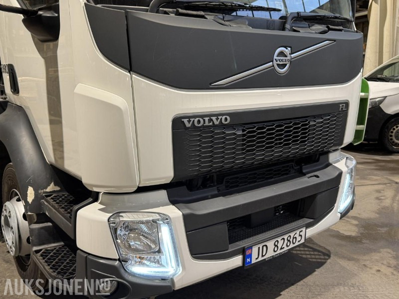 Utility/ Special vehicle 2018 Volvo FL 280 Val'Air 2-akslet feiebil / feiemaskin 150 bar, 1800 liter tank, 25 000 m³/h turbin: picture 14 Utility/ Special vehicle 2018 Volvo FL 280 Val'Air 2-akslet feiebil / feiemaskin 150 bar, 1800 liter tank, 25 000 m³/h turbin: picture 14