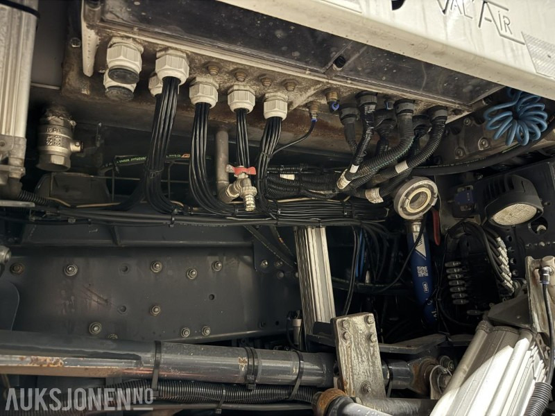 Utility/ Special vehicle 2018 Volvo FL 280 Val'Air 2-akslet feiebil / feiemaskin 150 bar, 1800 liter tank, 25 000 m³/h turbin: picture 33 Utility/ Special vehicle 2018 Volvo FL 280 Val'Air 2-akslet feiebil / feiemaskin 150 bar, 1800 liter tank, 25 000 m³/h turbin: picture 33