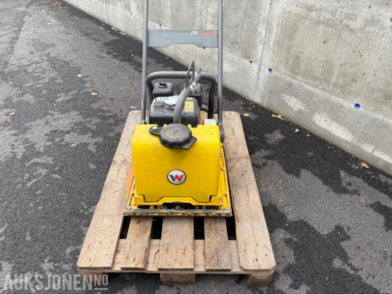 Wacker Neuson WP1550 vibroplate. - Roller: picture 4 Wacker Neuson WP1550 vibroplate. - Roller: picture 4