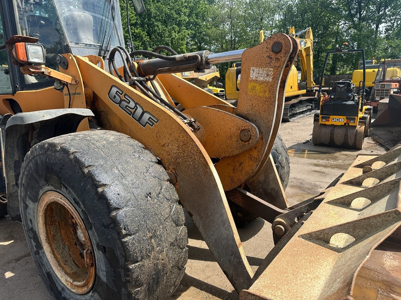 Wheel loader Case 621 F: picture 12