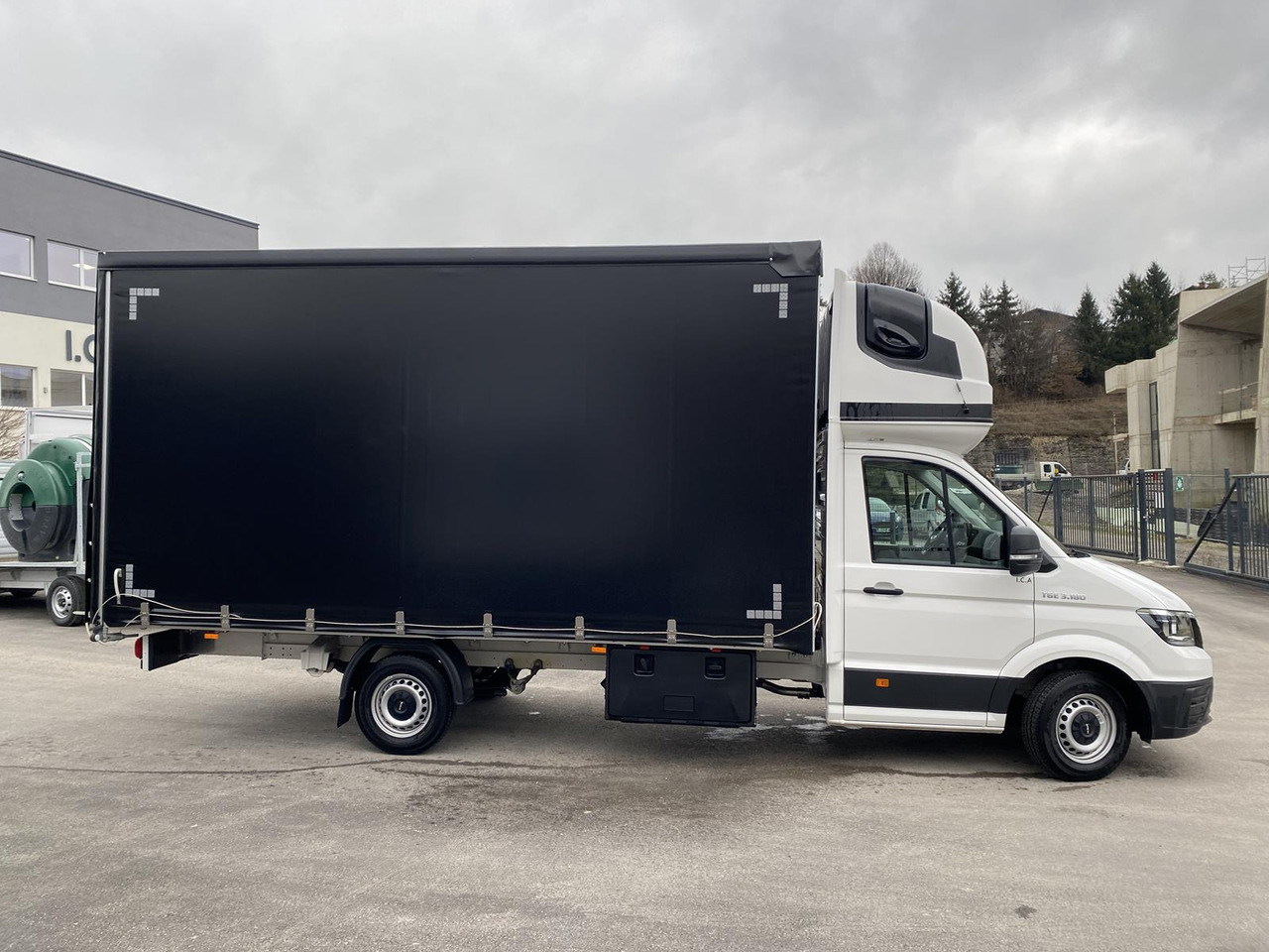 New Curtain side van MAN TGE 3.180 L4 2.0 TDI | PRITSCHE PLANE + SCHLAFKABINE: picture 6