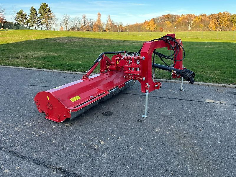 Humus SP 220 - Flail mower: picture 2 Humus SP 220 - Flail mower: picture 2