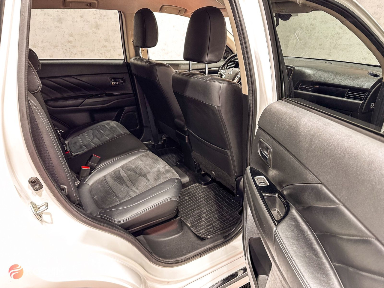SUV Mitsubishi Outlander PHEV Basis 4WD*GARANTIE*Touchscreen*: picture 15