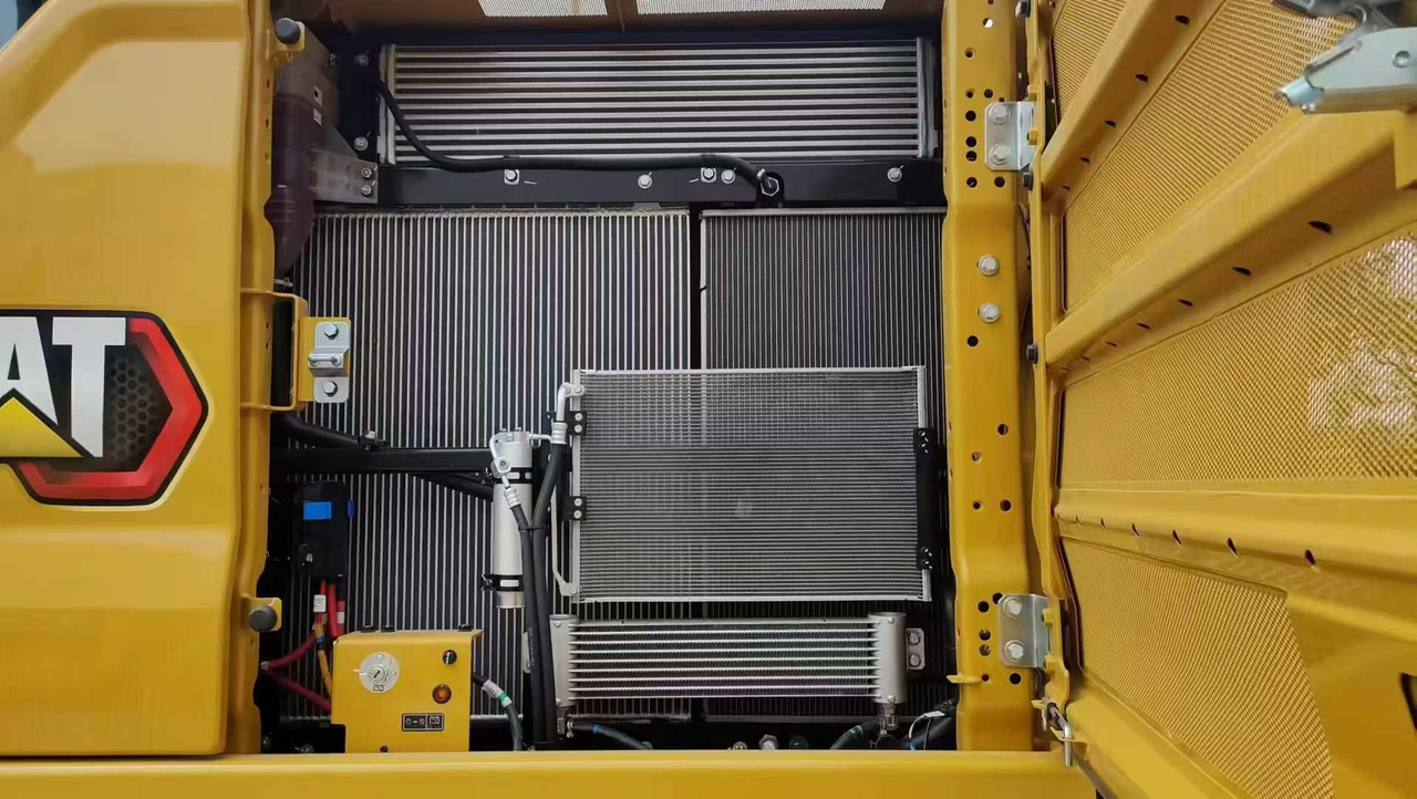 Crawler excavator CATERPILLAR CAT 330GC 30 TON Used Excavator 330D 336D 320GC 320GC 323 Crawler Secondhand Excavator: picture 10