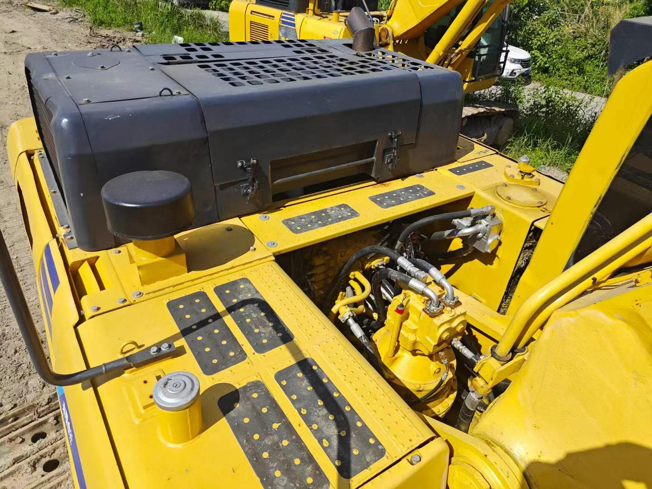 Crawler excavator Komatsu PC450-8 Used Excavator PC400-7 PC400-8 45 Ton Secondhand High Quality Crawler Excavator: picture 9 Crawler excavator Komatsu PC450-8 Used Excavator PC400-7 PC400-8 45 Ton Secondhand High Quality Crawler Excavator: picture 9