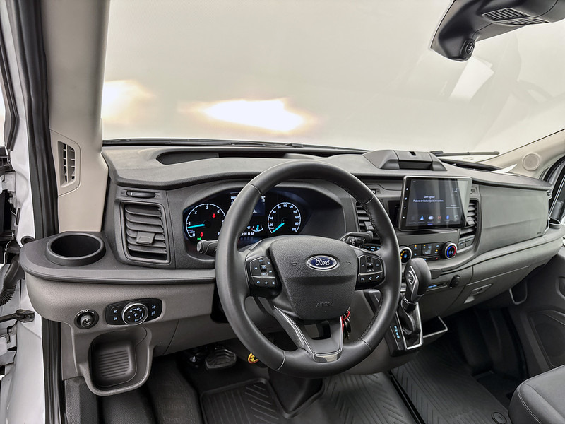 Ford Transit 350 2.0 TDCI L2H2 Trend Automaat 220v omvormer Stoelverwarming Camera Cruise control Trekhaak - Panel van: picture 5 Ford Transit 350 2.0 TDCI L2H2 Trend Automaat 220v omvormer Stoelverwarming Camera Cruise control Trekhaak - Panel van: picture 5