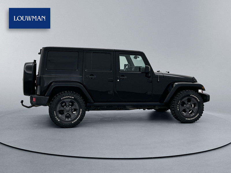 Jeep Wrangler 2.8 CRD Night Eagle Grijs Kenteken Cruise Control Navigatie Airco Trekhaak 4X4 Alpine Audio - Small van: picture 3 Jeep Wrangler 2.8 CRD Night Eagle Grijs Kenteken Cruise Control Navigatie Airco Trekhaak 4X4 Alpine Audio - Small van: picture 3