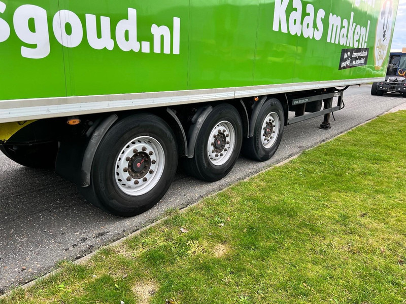 Kögel 3 - assige koeloplegger Lift axle / Carrier Vector 1950 - Refrigerator semi-trailer: picture 5 Kögel 3 - assige koeloplegger Lift axle / Carrier Vector 1950 - Refrigerator semi-trailer: picture 5